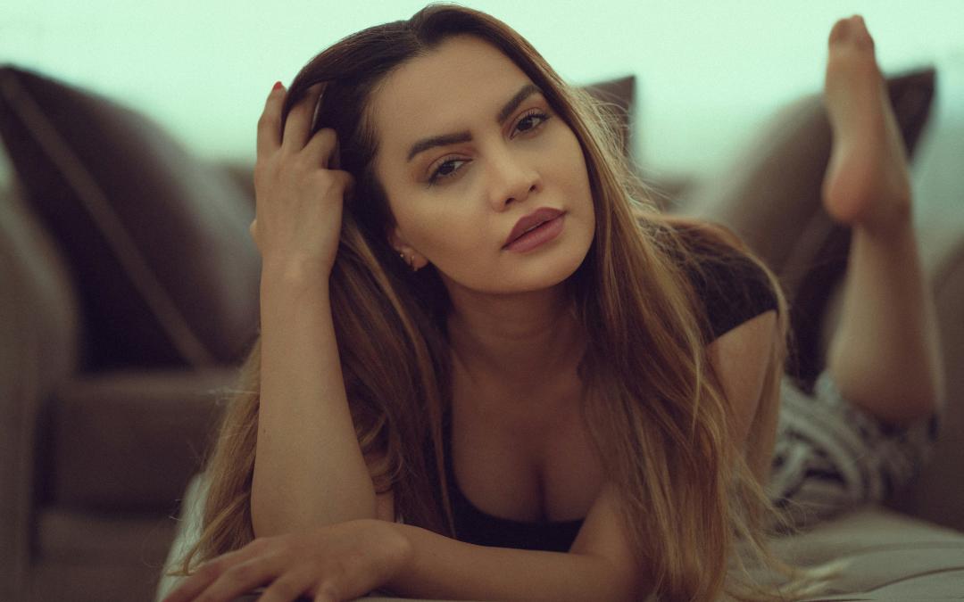 Samotność w wielkim mieście? Najlepsze sposoby na poznanie kogoś „na już”